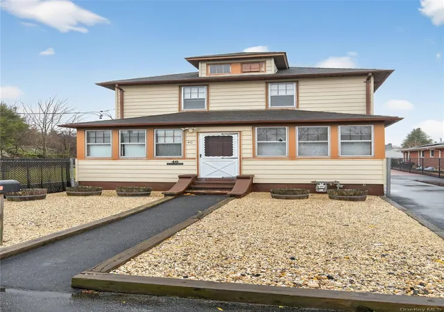 2nd image of 40 E 24th St, Huntington, NY 11746 | MLS# 973567