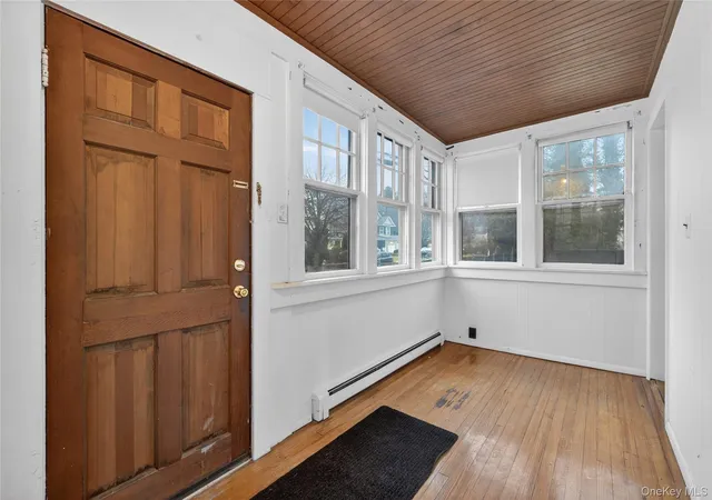4th image of 40 E 24Th St, Huntington, NY 11746 | MLS# 973567