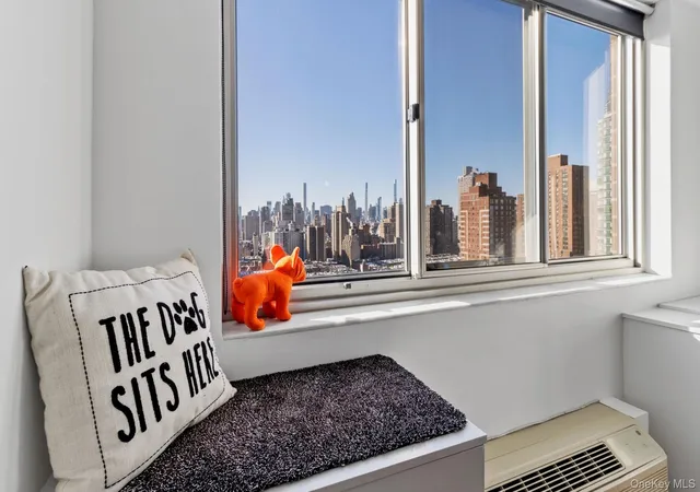 Photo 2 of Sale Pending at 345 E 93rd Street #32G, New York, NY 10128 | MLS# 973712 | Listing updated on 2026-08-28