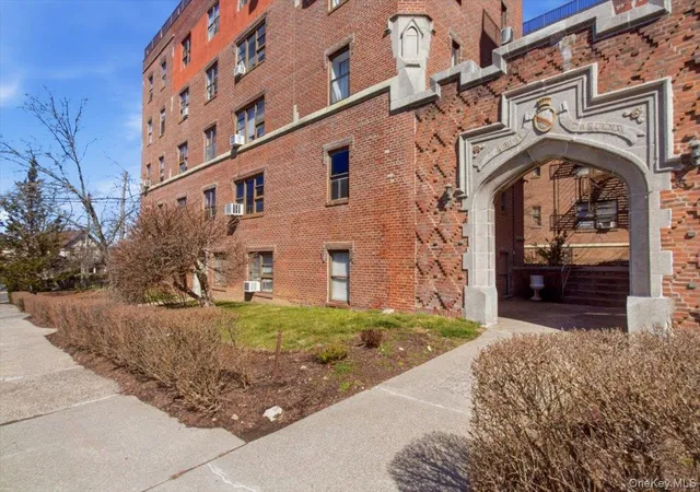 4th image of 37 Summit Ave #3A, Port Chester, NY 10573 | MLS# 973854