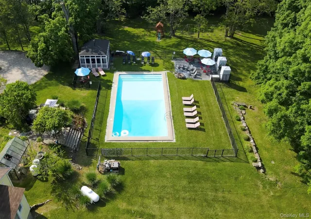 2nd image of 18 Stagecoach Ln, Amenia, NY 12501 | MLS# 973862