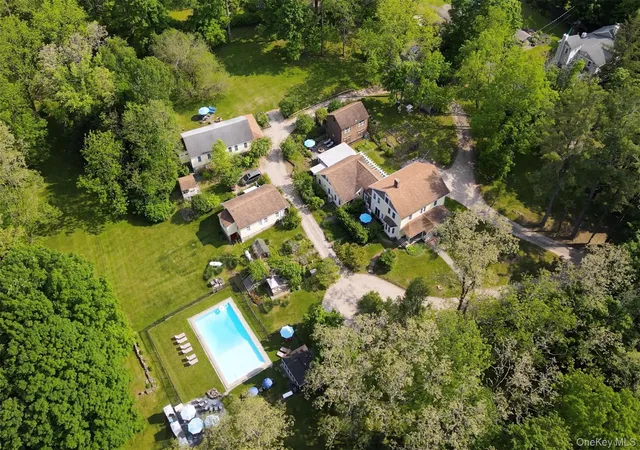 3rd image of 18 Stagecoach Ln, Amenia, NY 12501 | MLS# 973862