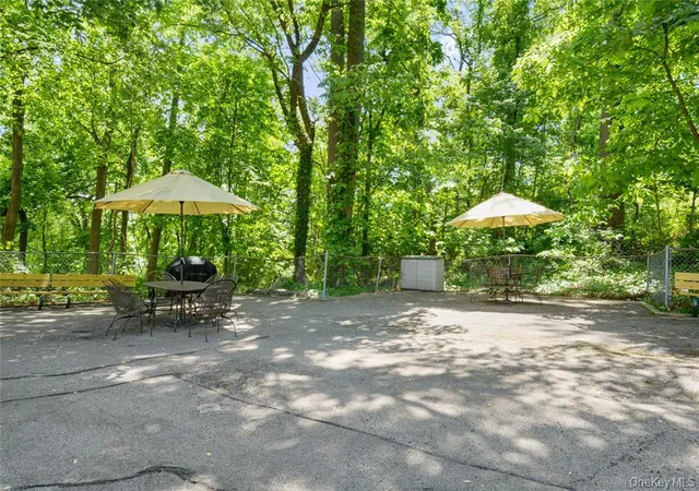 2nd image of 2035 Central Park, Yonkers, NY 10710