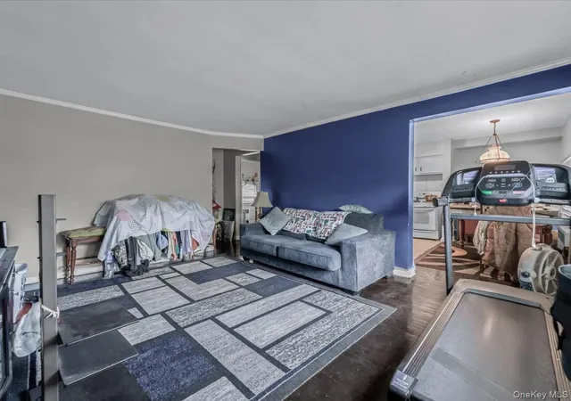 4th image of 1969 Edison Ave, New York, NY 10461 | MLS# 973900