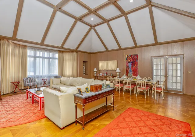 Photo 3 of Sale Pending at 43 Halsey Rd, Southampton, NY 11960 | MLS# 973913 | Listing updated on 2026-09-05