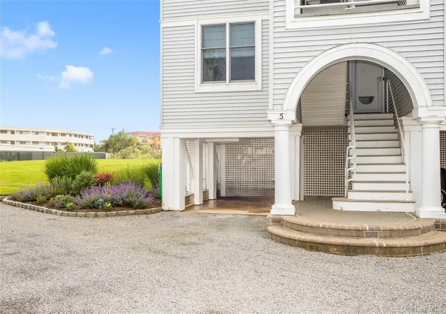 Photo 1 of Sale Pending at 580 Dune Rd #5, Westhampton Beach, NY 11978 | MLS# 973928 | Listing updated on 2026-09-19