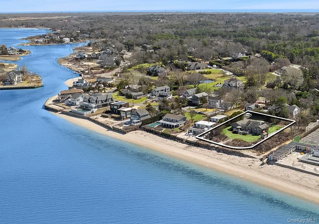 3rd image of 22 Peconic Crescent, Southampton, NY 11946 | MLS# 973960