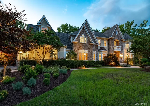 Photo 4 of Single family home for sale at 14 Kopac Ln, Palisades, NY 10964 | MLS# 973969 | Listing updated on 2026-07-07