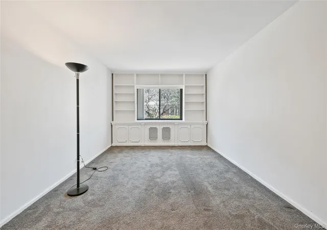 Photo 5 of Sale Pending at 8 Lawrence Dr #C, Greenburgh, NY 10603 | MLS# 974019 | Listing updated on 2026-06-03