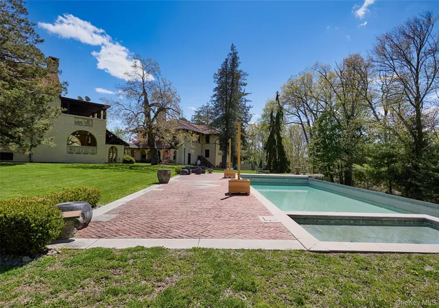 5th image of 14 Castleton Dr, Highland Mills, NY 10930 | MLS# 974021
