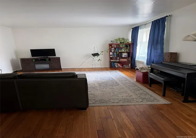 Photo 4 of House for sale at 1234 Midland Ave #3E, Yonkers, NY 10708 | MLS# 974039 | Listing updated on 2026-05-09
