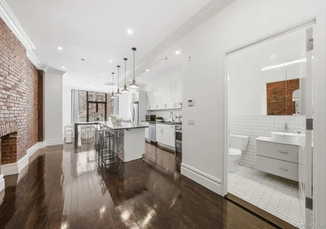 Photo 3 of Condo for sale at 236 W 112th Street #2, New York, NY 10026 | MLS# 974040 | Listing updated on 2026-09-06