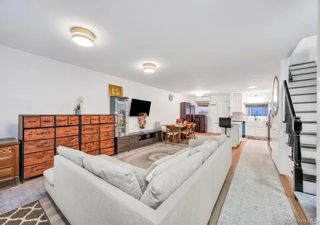 Photo 3 of Single family home for sale at 2033 E 68th Street, New York, NY 11234 | MLS# 974045 | Listing updated on 2026-09-13