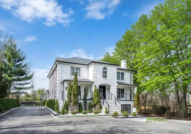 Photo 2 of Sale Pending at 68 Fort Salonga Rd, Northport, NY 11768 | MLS# 974103 | Listing updated on 2026-08-18