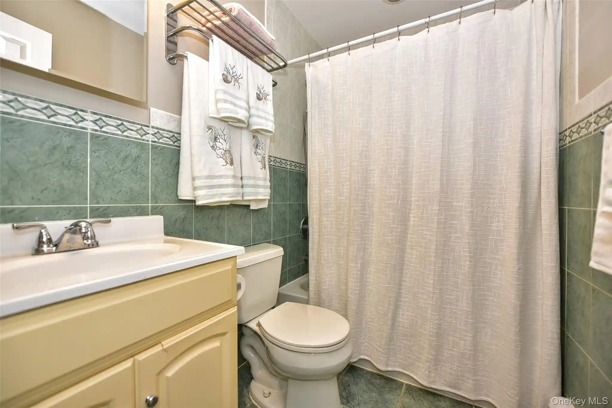Listing Photo 16 - Condo for sale in 65 Bon Aire Cir located at 65 Bon Aire Cir, Ramapo, NY 10931 - Unit #7508