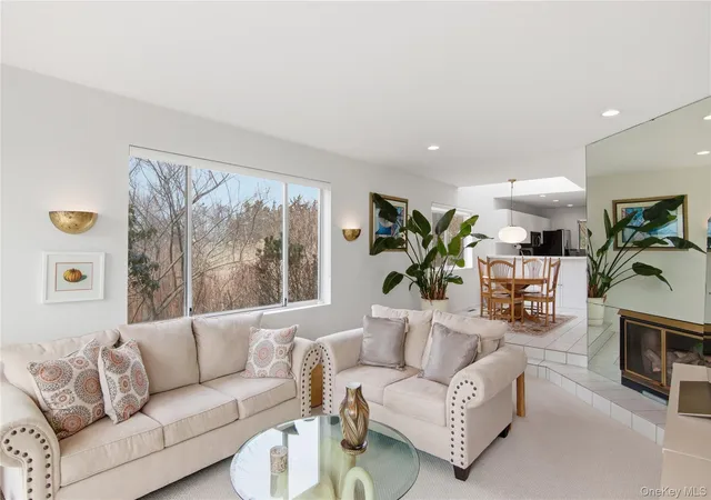 Homes for sale in Southampton, NY | 23 Library Ave #1, Southampton, NY 11978 | MLS# 974138