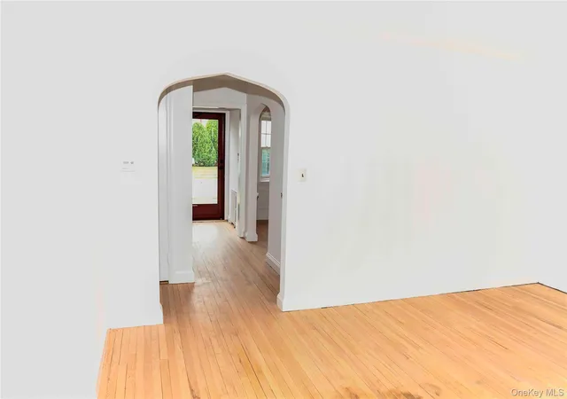 Photo 4 of Sale Pending at 138 Chestnut St, Hempstead, NY 11563 | MLS# 974215 | Listing updated on 2026-06-13
