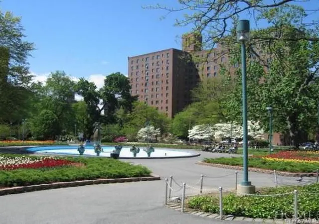 Photo 1 of Sale Pending at 1514 Unionport Rd #4A, New York, NY 10462 | MLS# 974228 | Listing updated on 2026-03-25