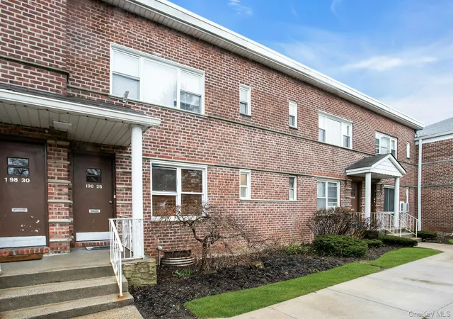 12th image of 198 28 Pompeii Ave #1A, New York, NY 11423 | MLS# 974238