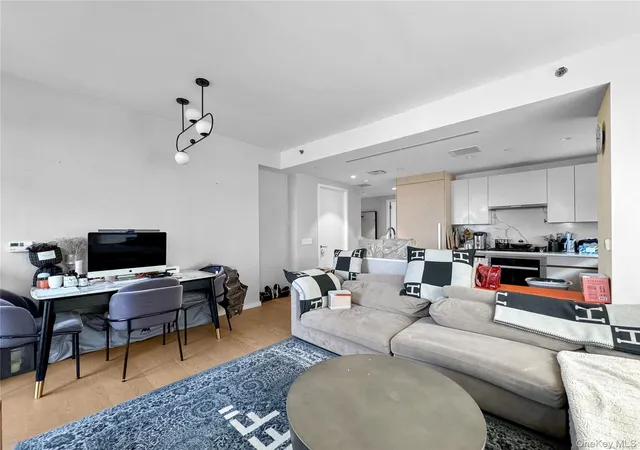 2nd image of 13327 39Th Ave #5Q, Flushing, NY 11354 | MLS# 974254