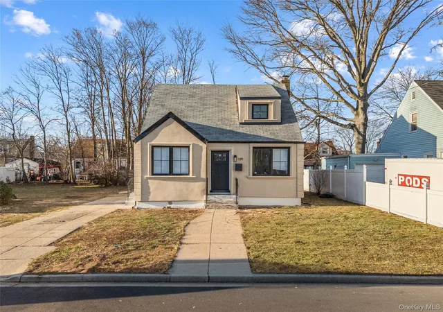 Photo 1 of Sale Pending at 119 E Pennywood Ave, Hempstead, NY 11575 | MLS# 974268 | Listing updated on 2026-04-18