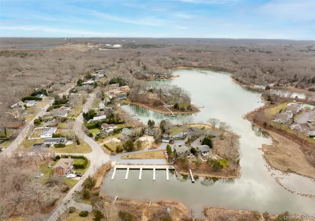 47th image of 40 Waters Edge Rd, Southampton, NY 11968 | MLS# 974288