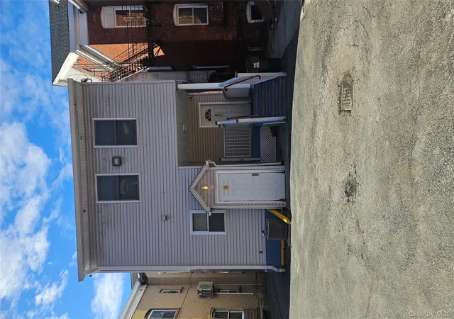 4th image of 79 Academy St, Poughkeepsie, NY 12601 | MLS# 974290
