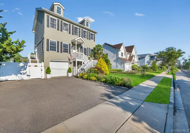 Photo 3 of Sale Pending at 49 Lester Ave, Hempstead, NY 11520 | MLS# 974308 | Listing updated on 2026-07-31