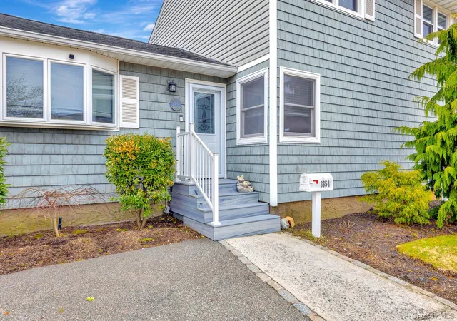 2nd image of 3654 Locust Ave, Hempstead, NY 11783 | MLS# 974338