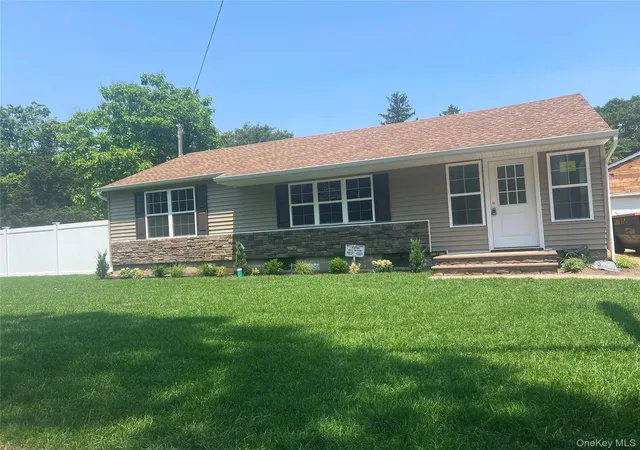 Photo 2 of Single family home for sale at 159 Alexander Ave, Islip, NY 11741 | MLS# 974365 | Listing updated on 2026-08-18