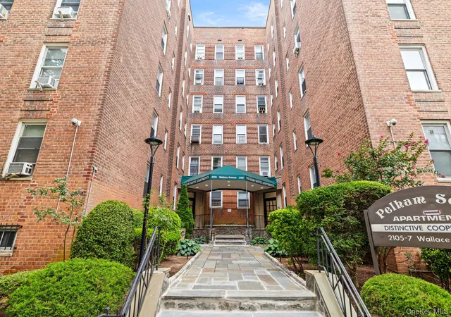 Photo 1 of Condo for sale at 2105 Wallace Ave #5A, Bronx, NY 10462 | MLS# 974376 | Listing updated on 2026-05-01