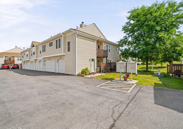 Homes for sale in Chester Town, NY | 3414 Whispering Hls, Chester Town, NY 10918 | MLS# 974398