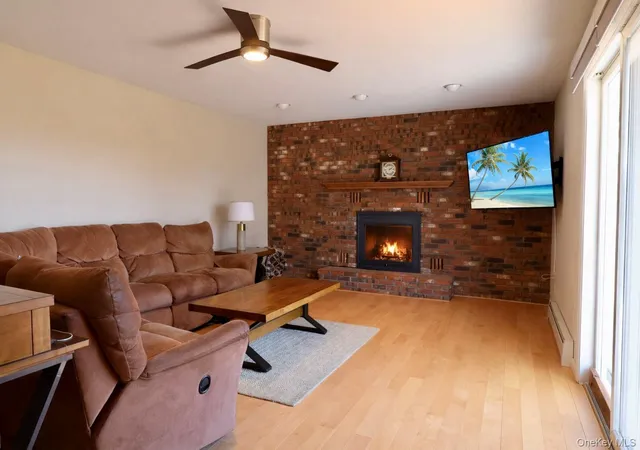 Photo 3 of Sale Pending at 20 Day Rd, Hamptonburgh, NY 10916 | MLS# 974445 | Listing updated on 2026-09-16