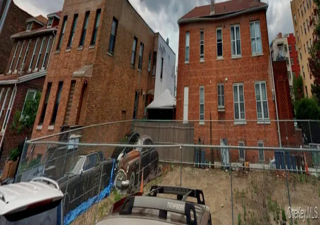 2nd image of 320 Avenue P, New York, NY 11204 | MLS# 974461