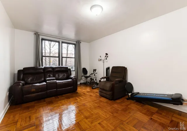 Listing Photo 2 - Condo for sale in Southridge Coop Section4 located at 33-24 Jct Blvd, New York, NY 11372 - Unit #1R