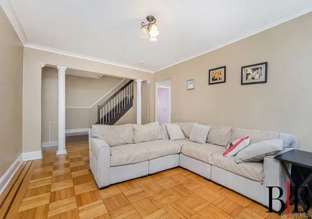 Photo 3 of Sale Pending at 69 Crystal Ave, New York, NY 10302 | MLS# 974504 | Listing updated on 2026-04-21