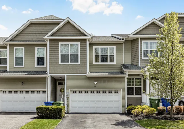 1st image of 19 Magnolia Park Rd, Middletown, NY 10940 | MLS# 974551