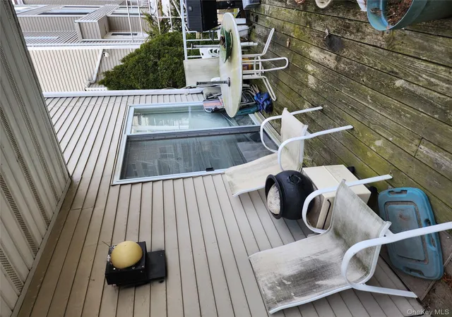 4th image of 5 Lndg Wy, New York, NY 10464