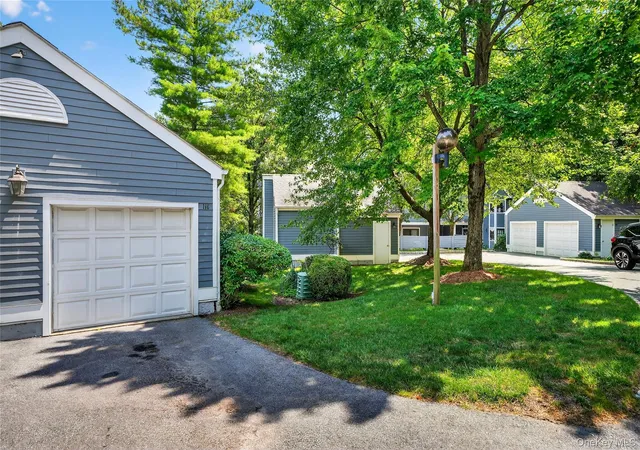 Homes for sale in Greenburgh, NY | 116 Valleyview Rd, Greenburgh, NY 10533 | MLS# 974599
