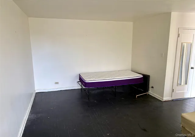 4th image of 14018 Burden Crescent, New York, NY 11435