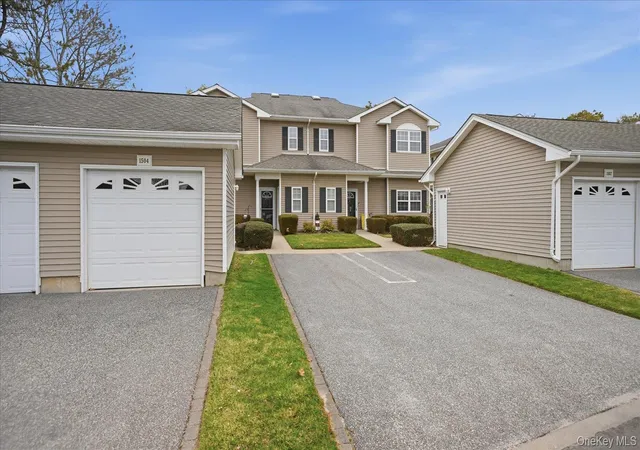 2nd image of 1504 Aerie Wy #1504, Southampton, NY 11942 | MLS# 974684