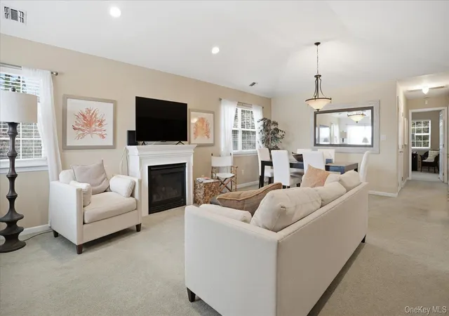 4th image of 1504 Aerie Wy #1504, Southampton, NY 11942 | MLS# 974684