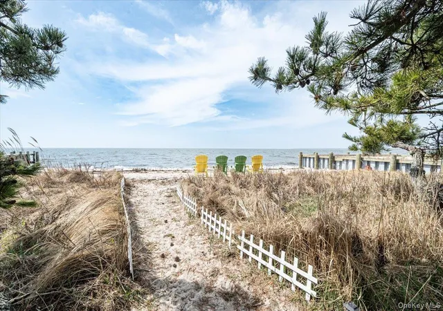 Photo 4 of Sale Pending at 2 Shore Rd, East Patchogue, NY 11772 | MLS# 974717 | Listing updated on 2026-05-30