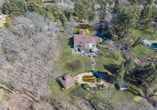 Photo 3 of Single family home for sale at (Undisclosed), Glen Head, NY 11545 | MLS# 974758 | Listing updated on 2026-10-05