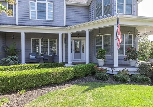 2nd image of 39 Blackberry Ln, Center Moriches, NY 11934 | MLS# 974871