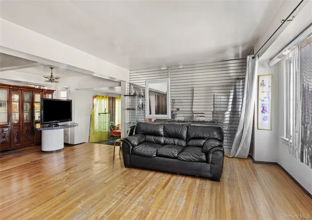 Photo 2 of Sale Pending at 358 Litchfield Ave, Hempstead, NY 11003 | MLS# 974953 | Listing updated on 2026-07-22