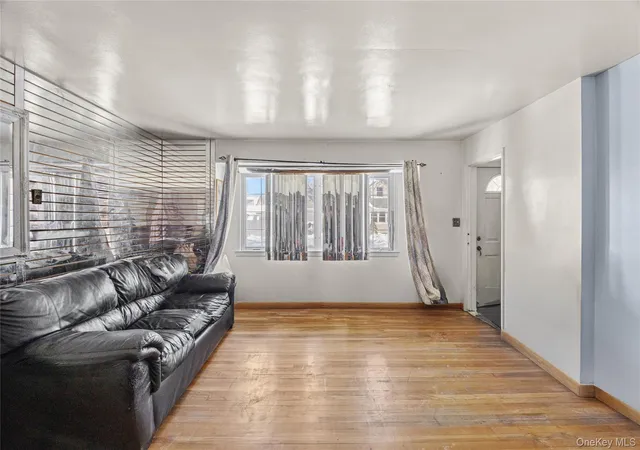 Listing Photo 4 - Condo for sale in building located at 358 Litchfield Ave, Hempstead, NY 11003