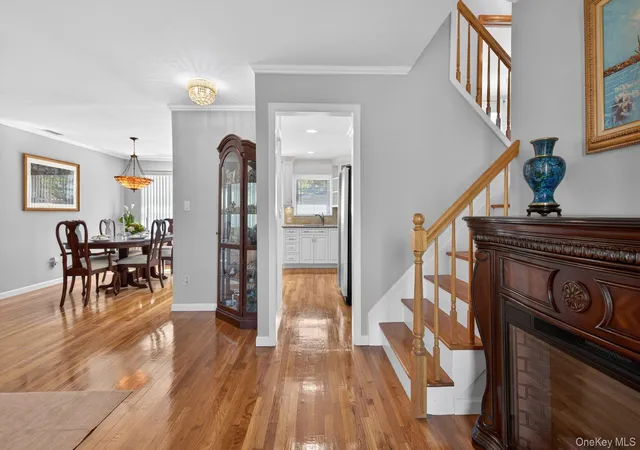4th image of 9 Marilyn Blvd, Oyster Bay, NY 11803 | MLS# 974983