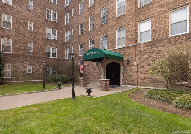 3rd image of 25 Parkview Ave #2K, Bronxville, NY 10708 | MLS# 975064