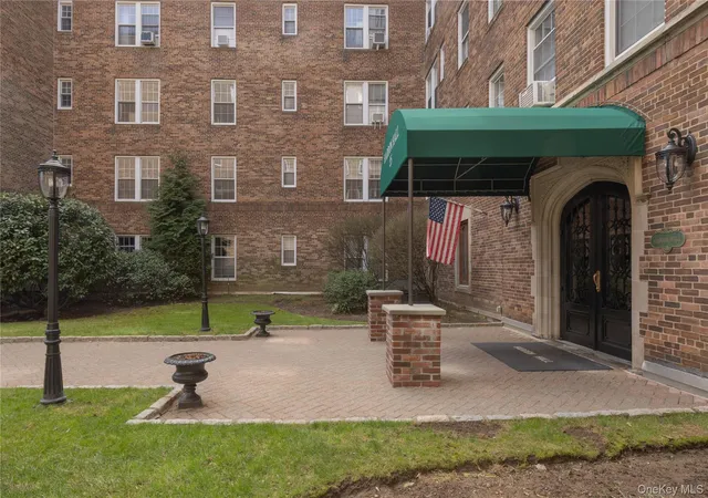 4th image of 25 Parkview Ave #2K, Bronxville, NY 10708 | MLS# 975064